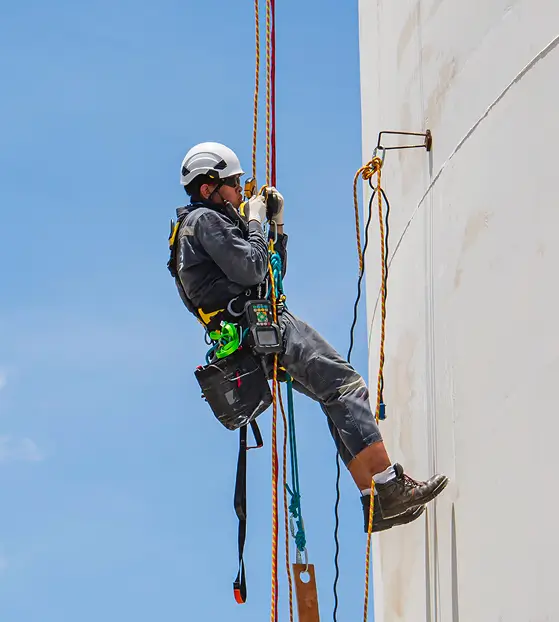 Limpeza em altura em Curitiba
